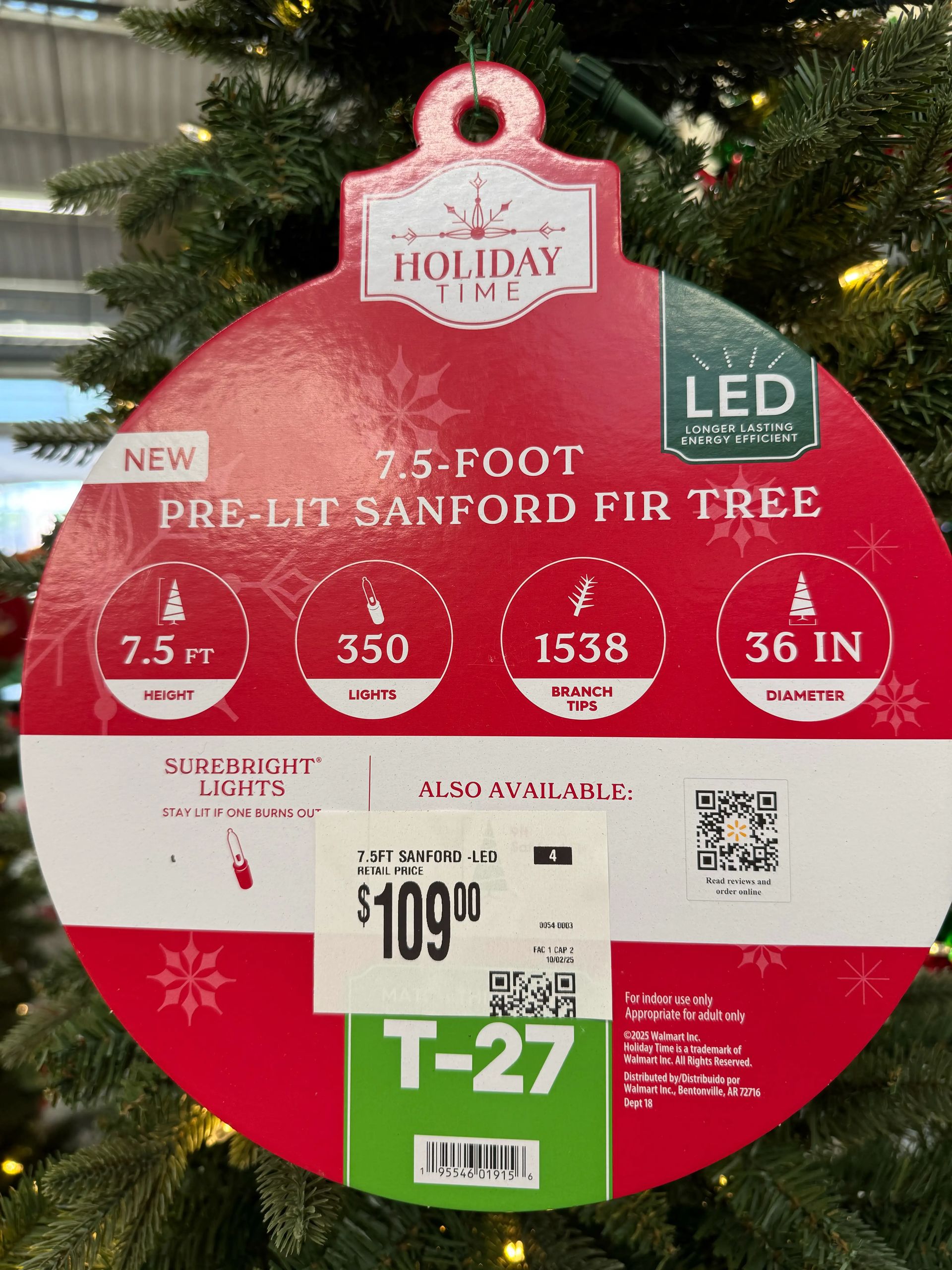 Product tag showing 7.5ft tree specs: 36in diameter, 350 LED lights, 1538 branch tips, retail price $109