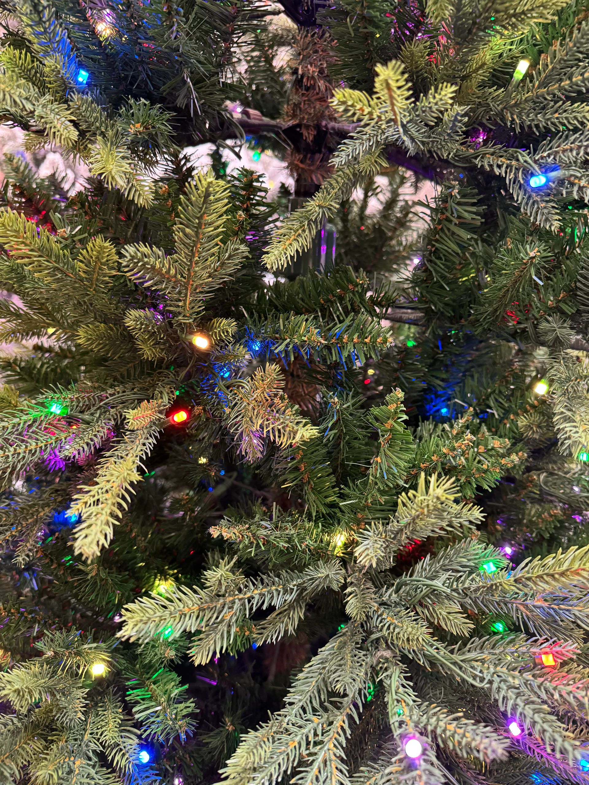 Mixed PVC and PE fir needles with dense multicolor LED coverage, full branching with minimal visible gaps