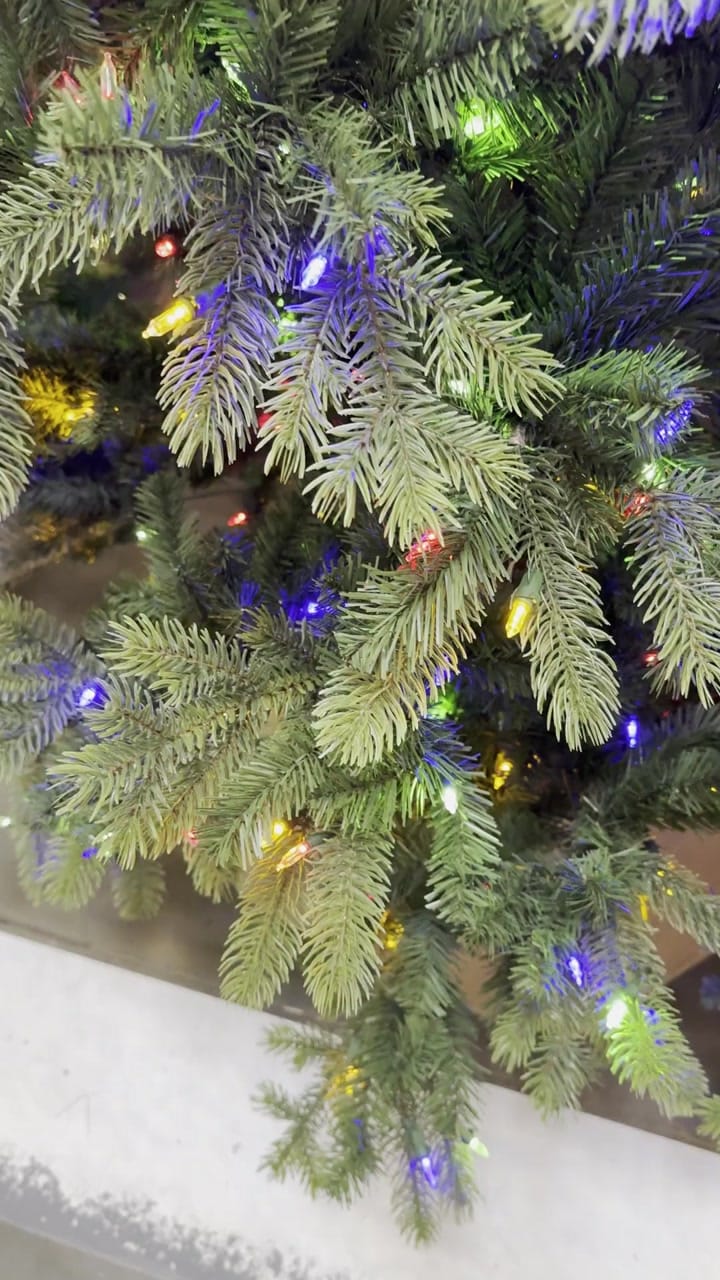 Home Accents Holiday Willow Creek Spruce - view 9